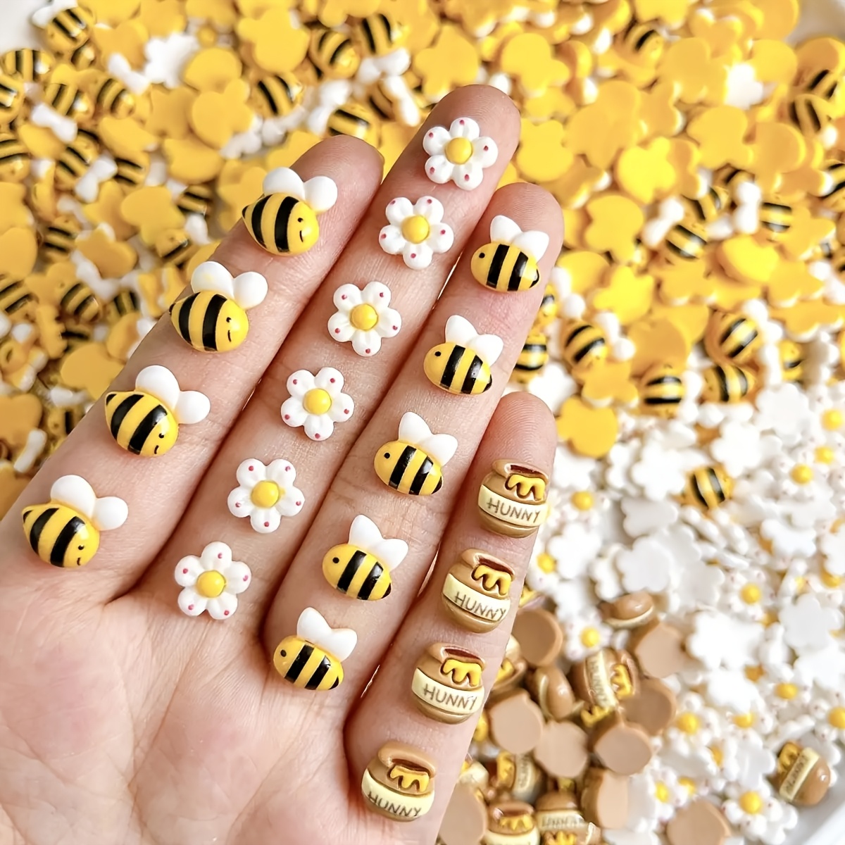 Resin Art Workshop - 100pcs Realistic 5-Petal Bee&Honey Jar Resin